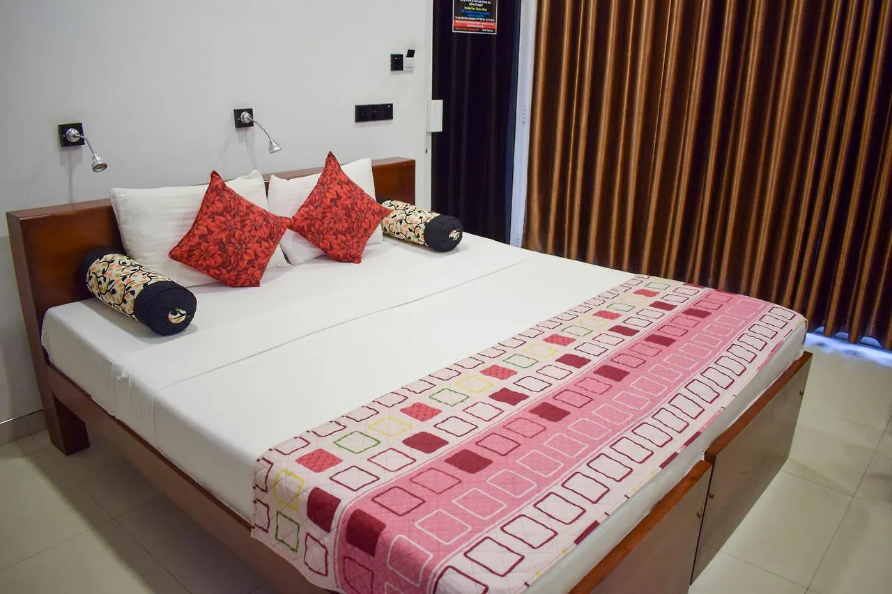 ***  Hotel Yoho Adnives Road Negombo Sri Lanka